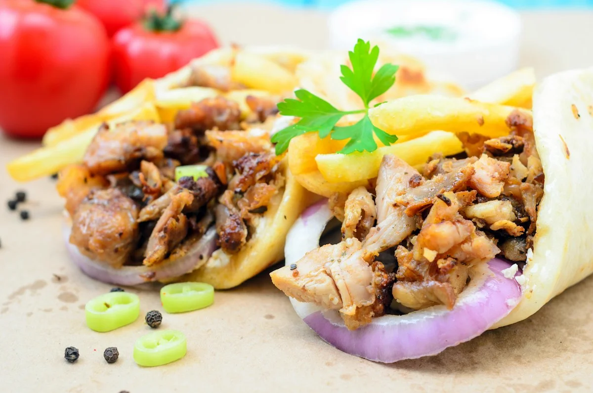 Fresh sandwiches and street food specialties